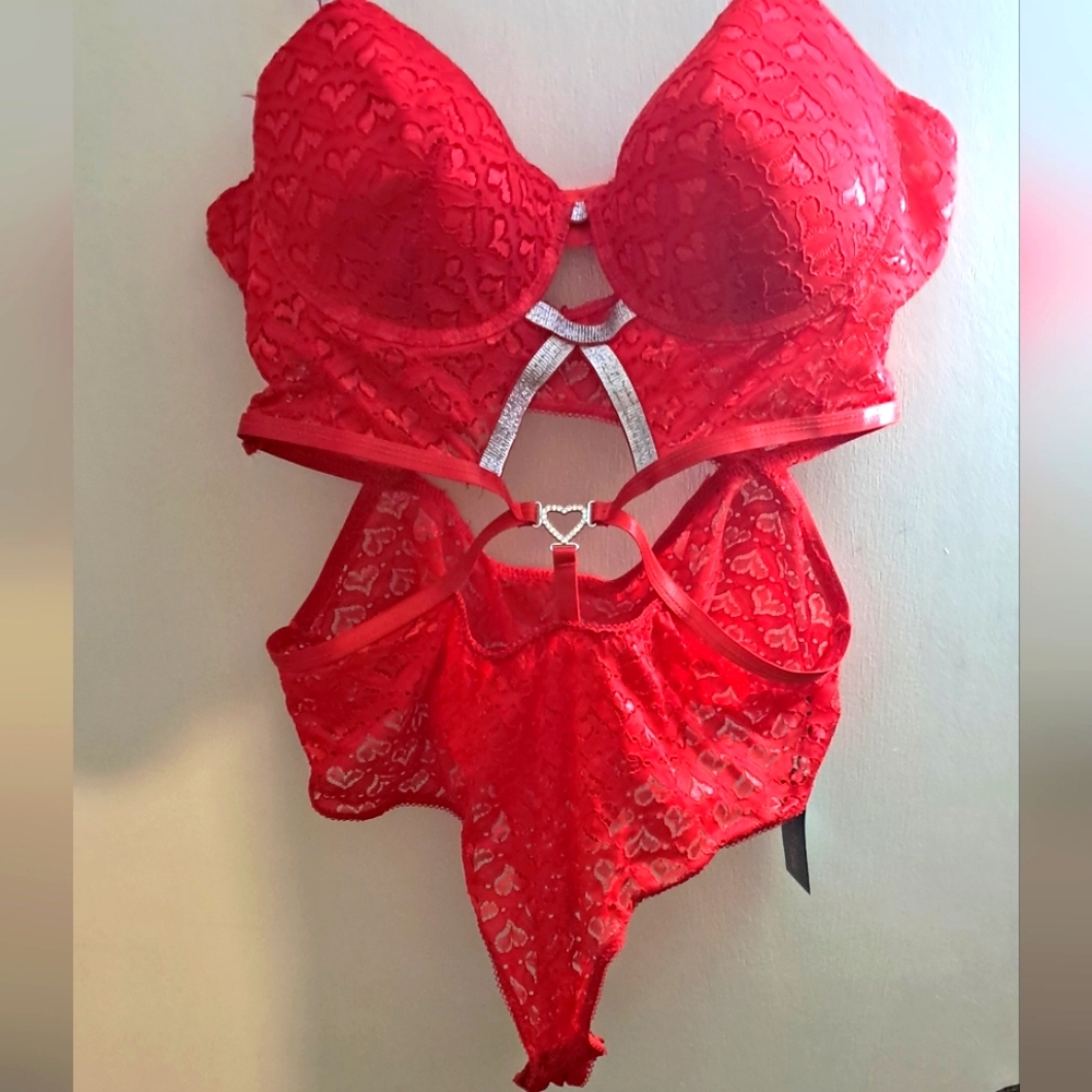 Red Lace Heart Pattern Lingerie Set